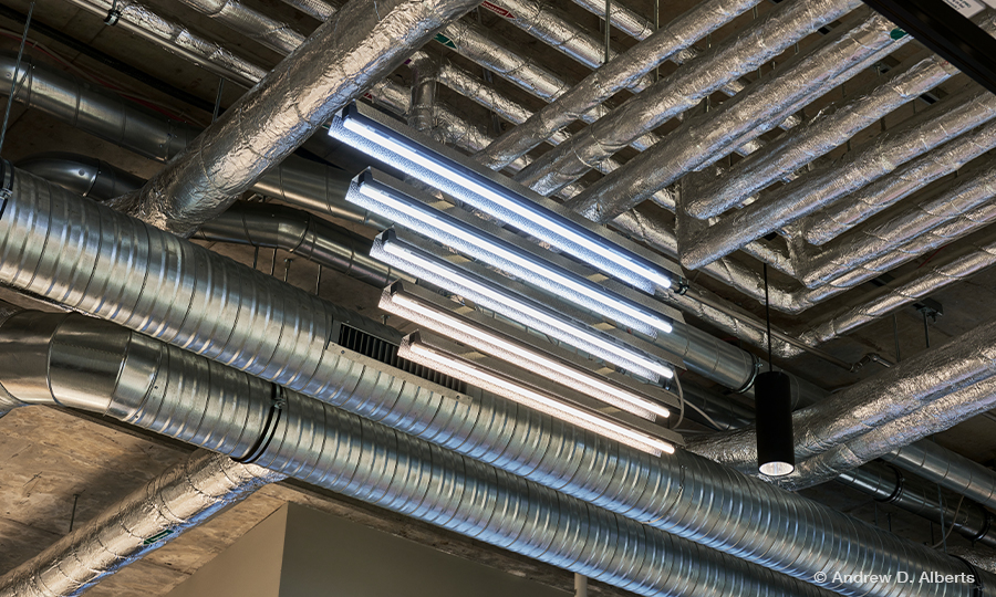 Shopbeleuchtung Boissel LED Leuchten Luxsystem von Hadler