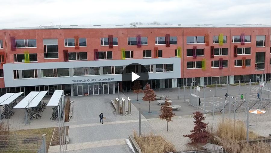 LED Leuchten Luxsystem Schulbeleuchtung Linienleuchte Schule Willibald Gluck Gymnasium